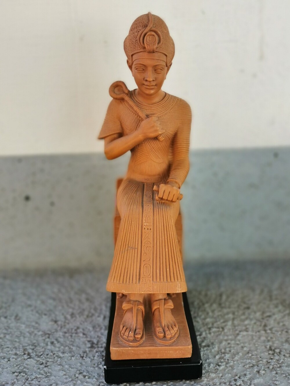 A. Giannelli Egyptian Pharaoh Sculpture Signed 1990 Made in Italy